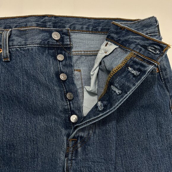 Levis 501 Jeans Mens 36x29 Blue Straight Button Fly 100% Cotton Denim Casual - Picture 3 of 11